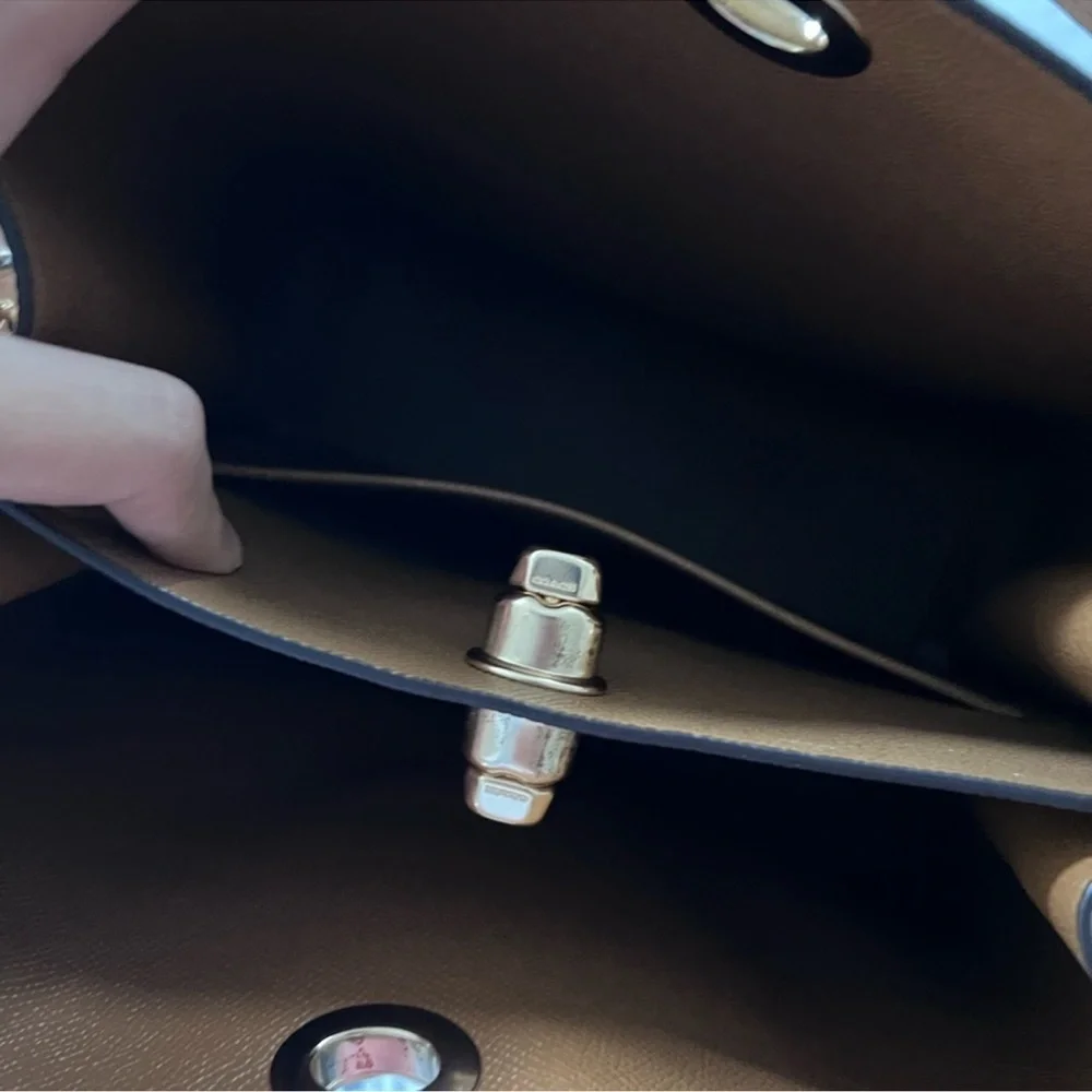 COACH Tan Peach Cream Charlie Bucket Leather Shoulder Bag - Picture 7 of 11